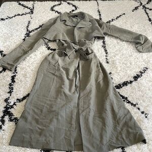 Forever 21 Olive Green Classic Lightweight Summer Draped Trench Coat Medium